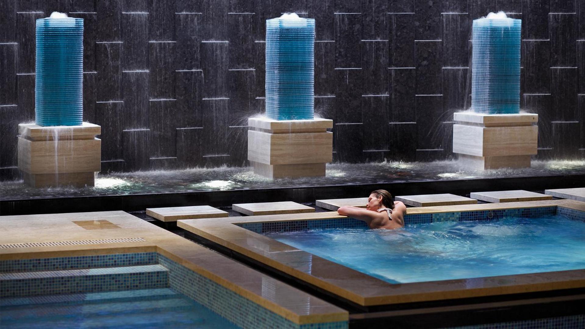 Lake View Hotel Beijing Exterior photo