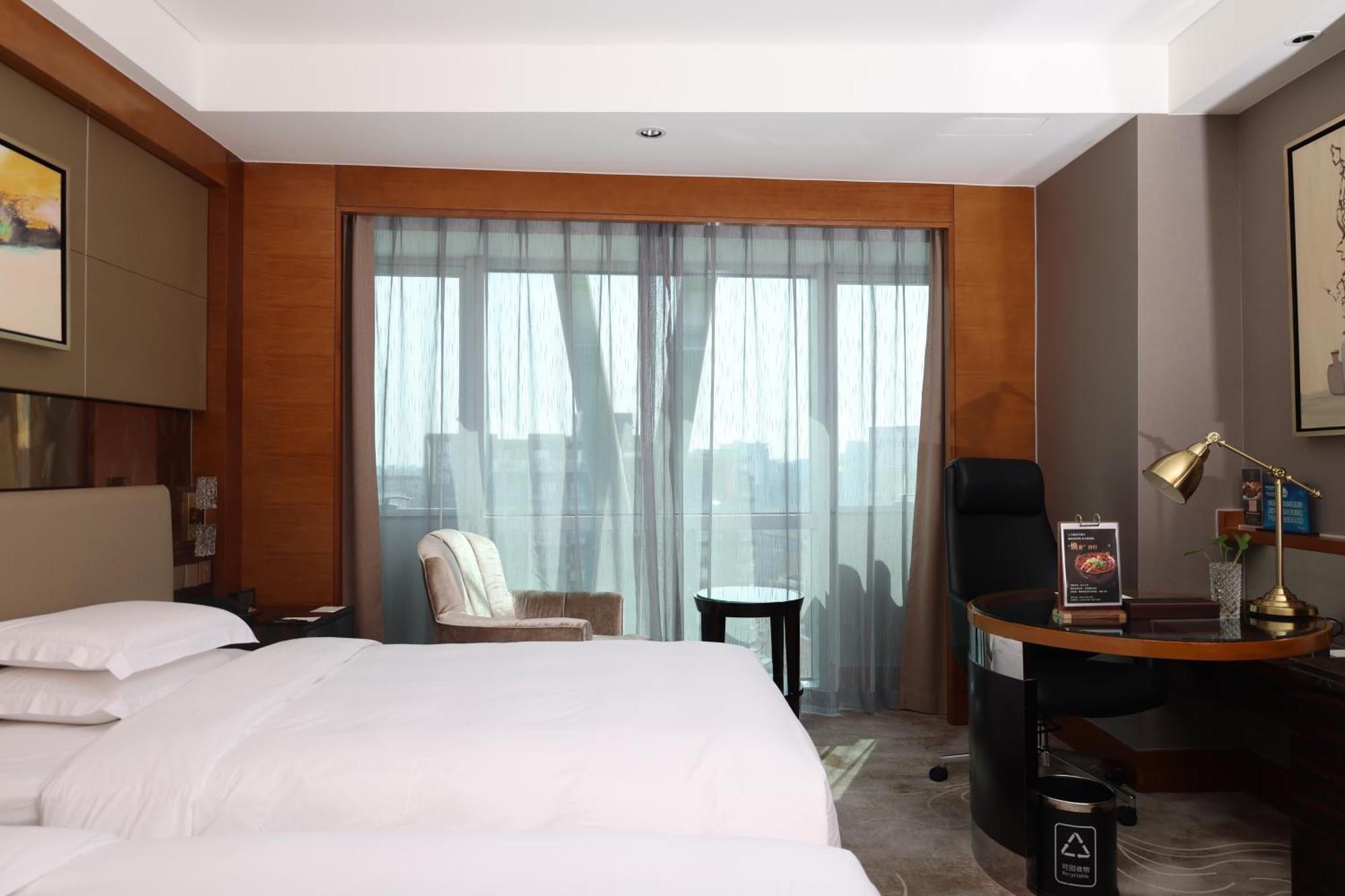 Lake View Hotel Beijing Exterior photo