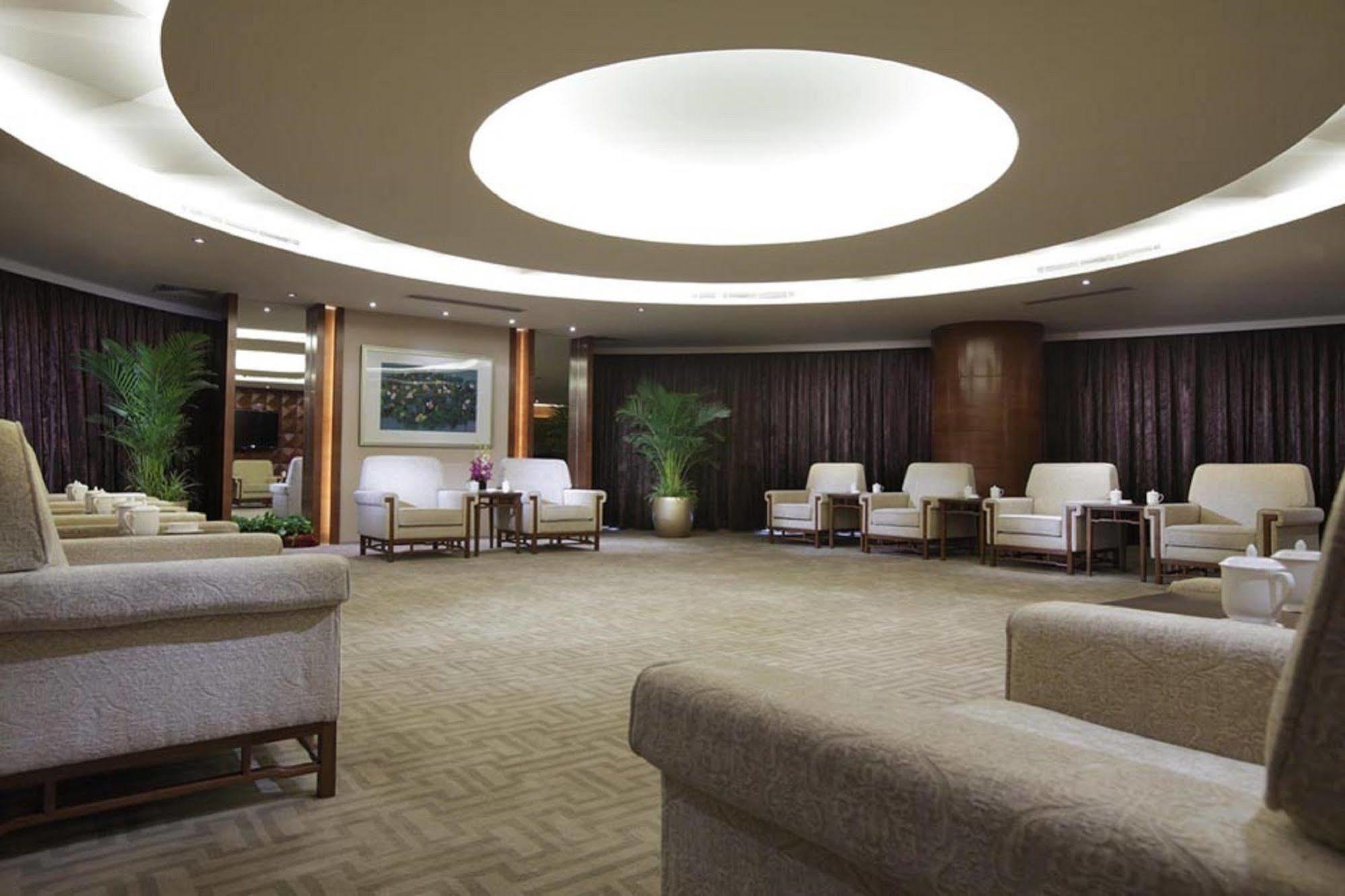 Lake View Hotel Beijing Exterior photo